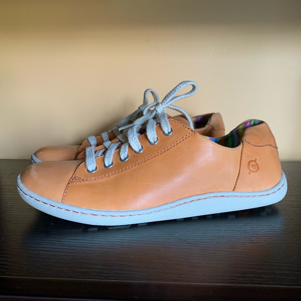 Born Leather Sneakers Orange sz 6